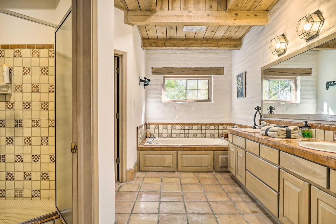 Las Cruces Home La Casa Blanca With Courtyard Esterno foto